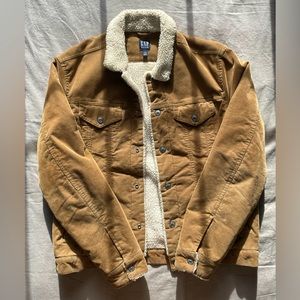 GAP Men’s Corduroy Trucker Jacket With Sherpa Fleece Lining - Size M